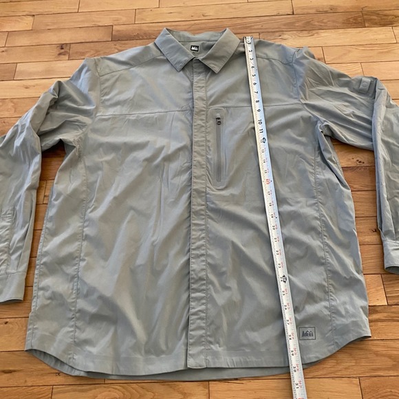 REI Mens XL Gray Sahara Technical Hiking Shirt Long Sleeve Roll Tab Ventilated - Picture 2 of 5